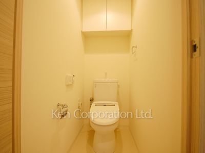 Lavatory ※Photo of the same layout on 14 floor. Decoration and fixture may differ.