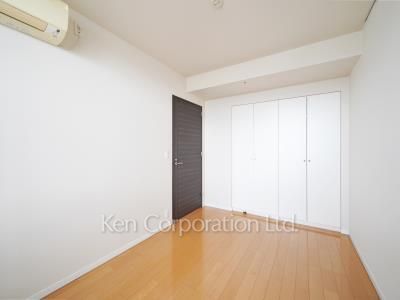 Bedroom ※Photo of the same layout on 16 floor. Decoration and fixture may differ.