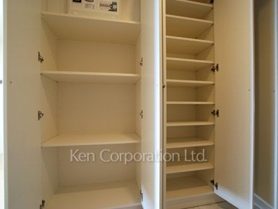 Shoes Closet ※Photo of the same layout on 18 floor. Decoration and fixture may differ.