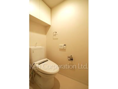 Lavatory ※Photo of the same layout on 6 floor. Decoration and fixture may differ.