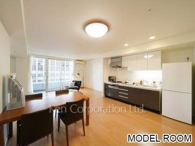 Living-Dining ※Photo of the same layout on 10 floor. Decoration and fixture may differ.
