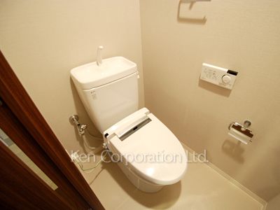 Lavatory ※Photo of the same layout on 30 floor. Decoration and fixture may differ.
