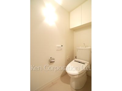 Lavatory ※Photo of the same layout on 29 floor. Decoration and fixture may differ.