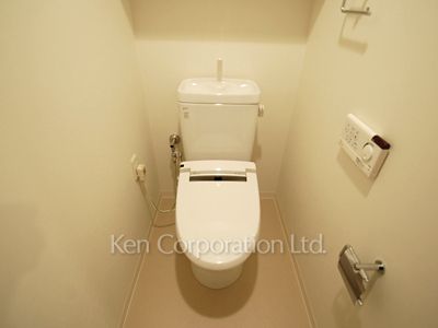 Lavatory ※Photo of the same layout on 25 floor. Decoration and fixture may differ.