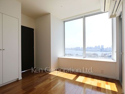 Bedroom ※Photo of the same layout on 24 floor. Decoration and fixture may differ.