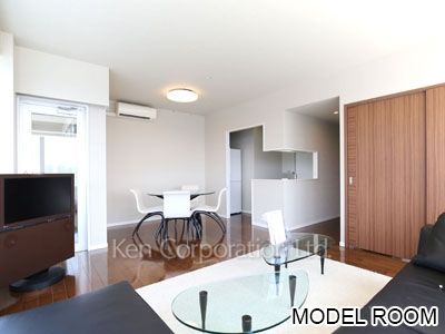 Living-Dining ※Photo of the same layout on 30 floor. Decoration and fixture may differ.