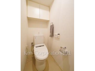 Lavatory ※Photo of the same layout on 29 floor. Decoration and fixture may differ.