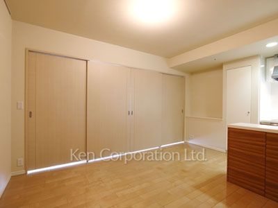 Living-Dining ※Photo of the same layout on 23 floor. Decoration and fixture may differ.