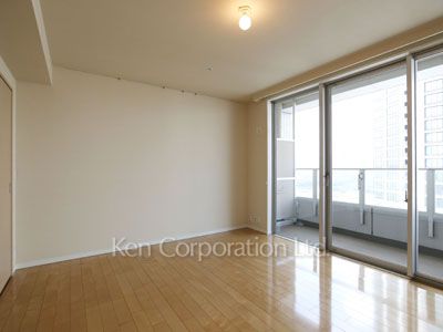 Bedroom ※Photo of the same layout on 23 floor. Decoration and fixture may differ.