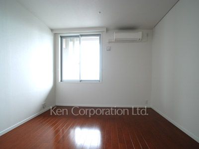 Bedroom ※Photo of the same layout on 29 floor. Decoration and fixture may differ.