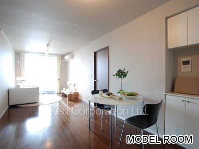 Living-Dining ※Photo of the same layout on 22 floor. Decoration and fixture may differ.