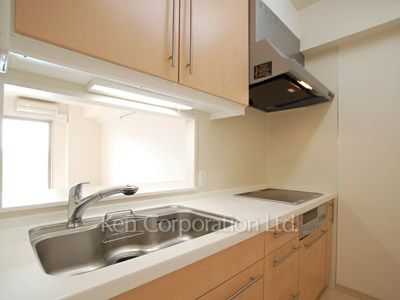 Kitchen ※Photo of the same layout on 3 floor. Decoration and fixture may differ.