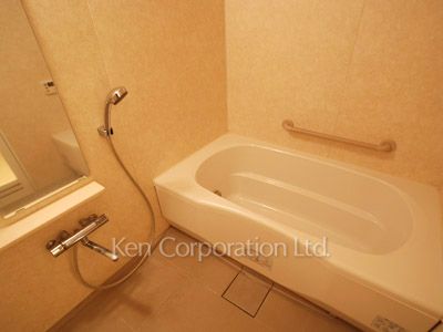 Bath ※Photo of the same layout on 3 floor. Decoration and fixture may differ.