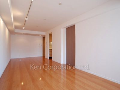 Living-Dining ※Photo of the same layout on 2 floor. Decoration and fixture may differ.