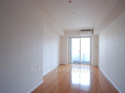 Bedroom ※Photo of the same layout on 2 floor. Decoration and fixture may differ.