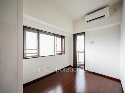 Bedroom ※Photo of the same layout on 21 floor. Decoration and fixture may differ.