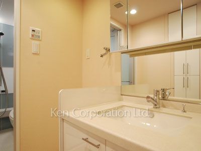 Powder Room