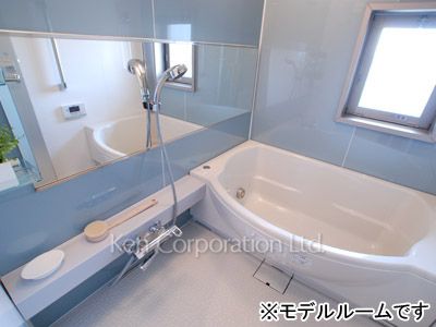 Bath ※Photo of the same layout on 19 floor. Decoration and fixture may differ.