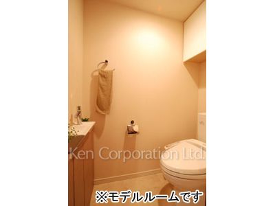 Lavatory ※Photo of the same layout on 19 floor. Decoration and fixture may differ.