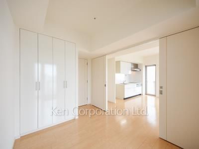 Bedroom ※Photo of the same layout on 20 floor. Decoration and fixture may differ.