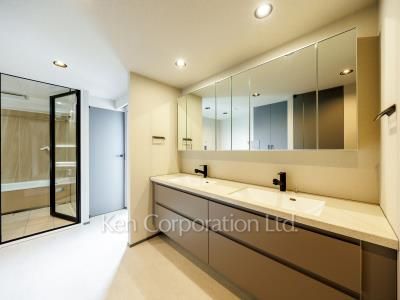 Powder Room