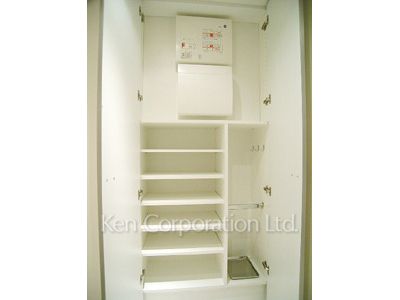 Shoes Closet