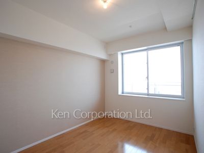 Bedroom ※Photo of the same layout on 28 floor. Decoration and fixture may differ.