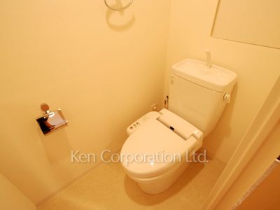 Lavatory ※Photo of the same layout on 28 floor. Decoration and fixture may differ.