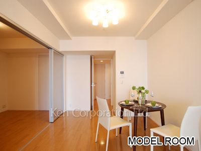 Living-Dining ※Photo of the same layout on 29 floor. Decoration and fixture may differ.