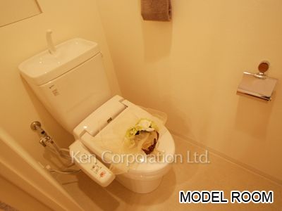 Lavatory ※Photo of the same layout on 29 floor. Decoration and fixture may differ.