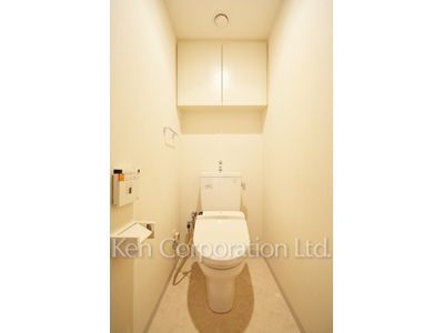 Lavatory ※Photo of the same layout on 3 floor. Decoration and fixture may differ.