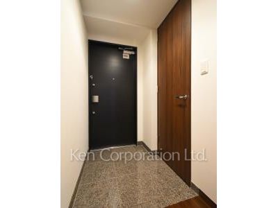 Entrance ※Photo of the same layout on 3 floor. Decoration and fixture may differ.