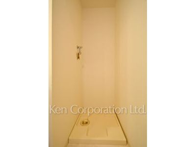 Washing Machine Space ※Photo of the same layout on 5 floor. Decoration and fixture may differ.