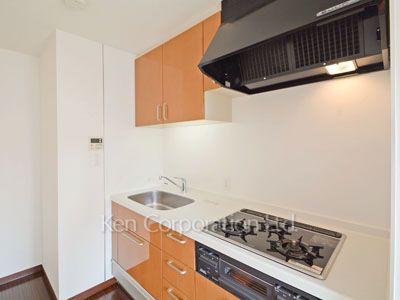 Kitchen ※Photo of the same layout on 5 floor. Decoration and fixture may differ.