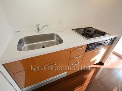 Kitchen ※Photo of the same layout on 5 floor. Decoration and fixture may differ.