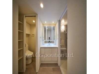 Powder Room