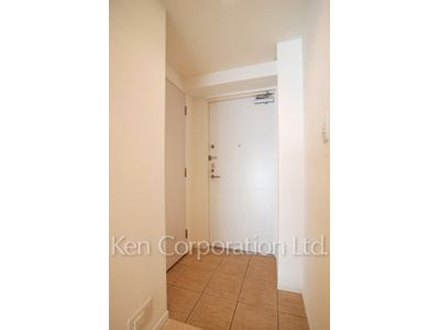 Entrance ※Photo of the same layout on 3 floor. Decoration and fixture may differ.