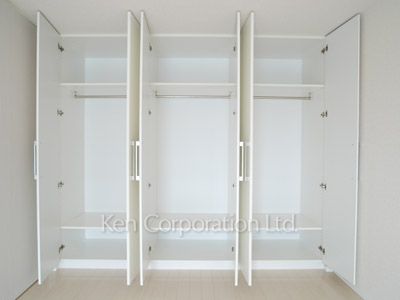 Closet ※Photo of the same layout on 2 floor. Decoration and fixture may differ.