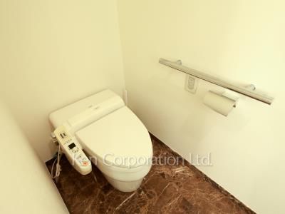 Lavatory