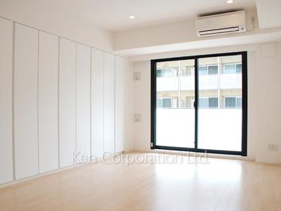 Living-Dining ※Photo of the same layout on 3 floor. Decoration and fixture may differ.
