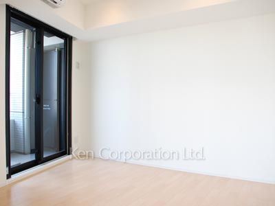 Bedroom ※Photo of the same layout on 11 floor. Decoration and fixture may differ.