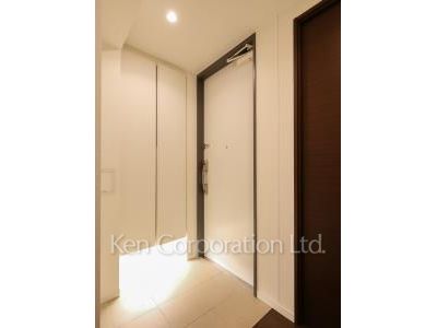 Entrance ※Photo of the same layout on 3 floor. Decoration and fixture may differ.