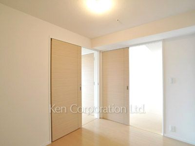 Other Room ※Photo of the same layout on 11 floor. Decoration and fixture may differ.