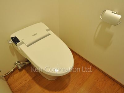 Lavatory ※Photo of the same layout on 10 floor. Decoration and fixture may differ.