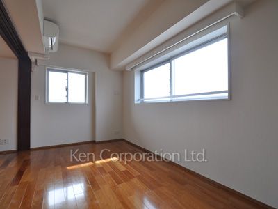 Bedroom ※Photo of the same layout on 10 floor. Decoration and fixture may differ.