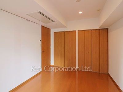 Bedroom ※Photo of the same layout on 6 floor. Decoration and fixture may differ.