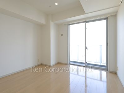 Bedroom ※Photo of the same layout on 16 floor. Decoration and fixture may differ.