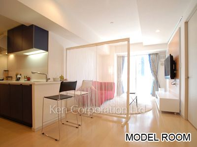 Living-Dining ※Photo of the same layout on 19 floor. Decoration and fixture may differ.