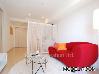 Living-Dining ※Photo of the same layout on 19 floor. Decoration and fixture may differ.