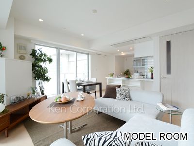 Living-Dining ※Photo of the same layout on 16 floor. Decoration and fixture may differ.